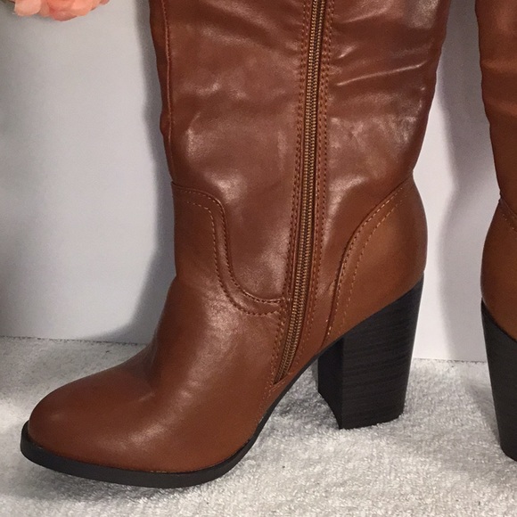 BROWN KNEE HIGH LADIES BOOTS—NWOT - Picture 6 of 8